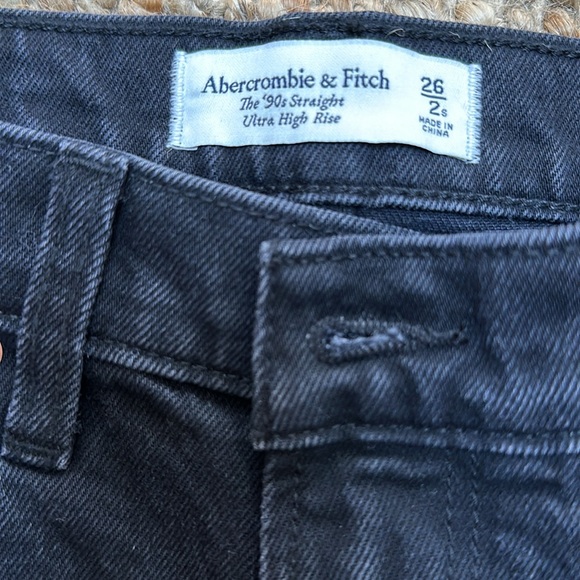Abercrombie Jeans- petite - Picture 2 of 4
